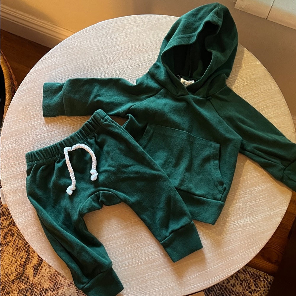 Kids Green Hoodie and Sweatpants Set